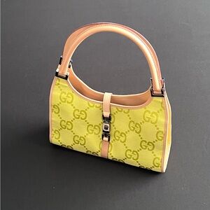 Gucci Jackie Bardot Jumbo GG Lime
